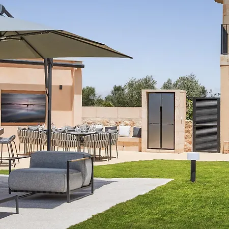 Super Luxury Biggest Pool Mallorca's Villa