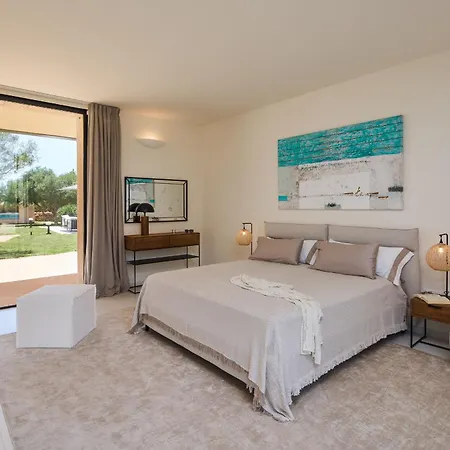 Super Luxury Biggest Pool Mallorca's * Ses Salines (Mallorca)