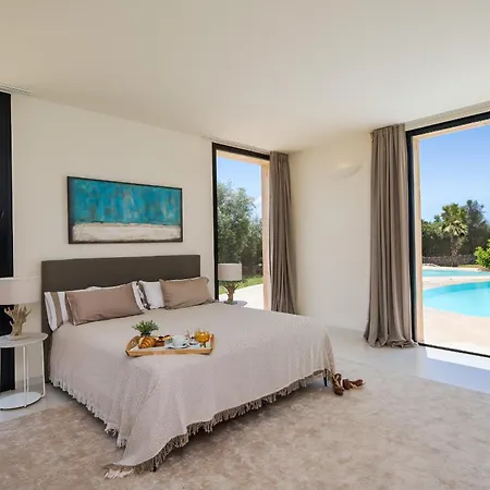Super Luxury Biggest Pool Mallorca's *