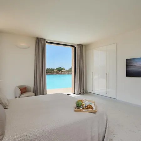 Villa Super Luxury Biggest Pool Mallorca's *